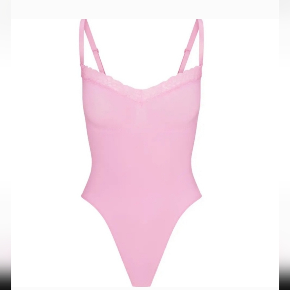 Skims Seamless Sculptung Bodysuit Bubble Gum Pink